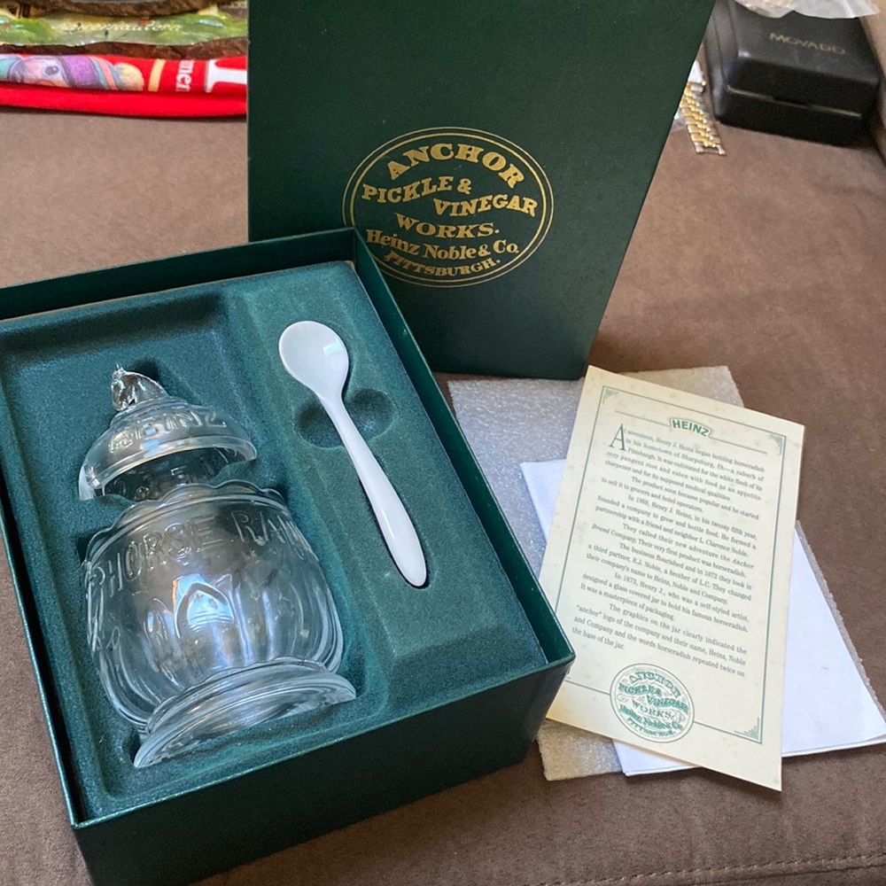 Vintage Anchor Pickle & Vinegar Works Heinz Glass Lidded Horseradish Jar Set